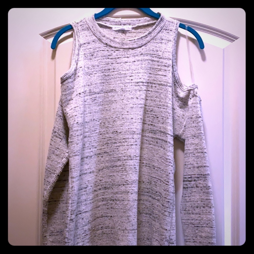 Grey sweater